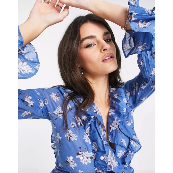 Free People Amanda Ruffle Top in Blue and White Cool Combo Size XS - Picture 3 of 15